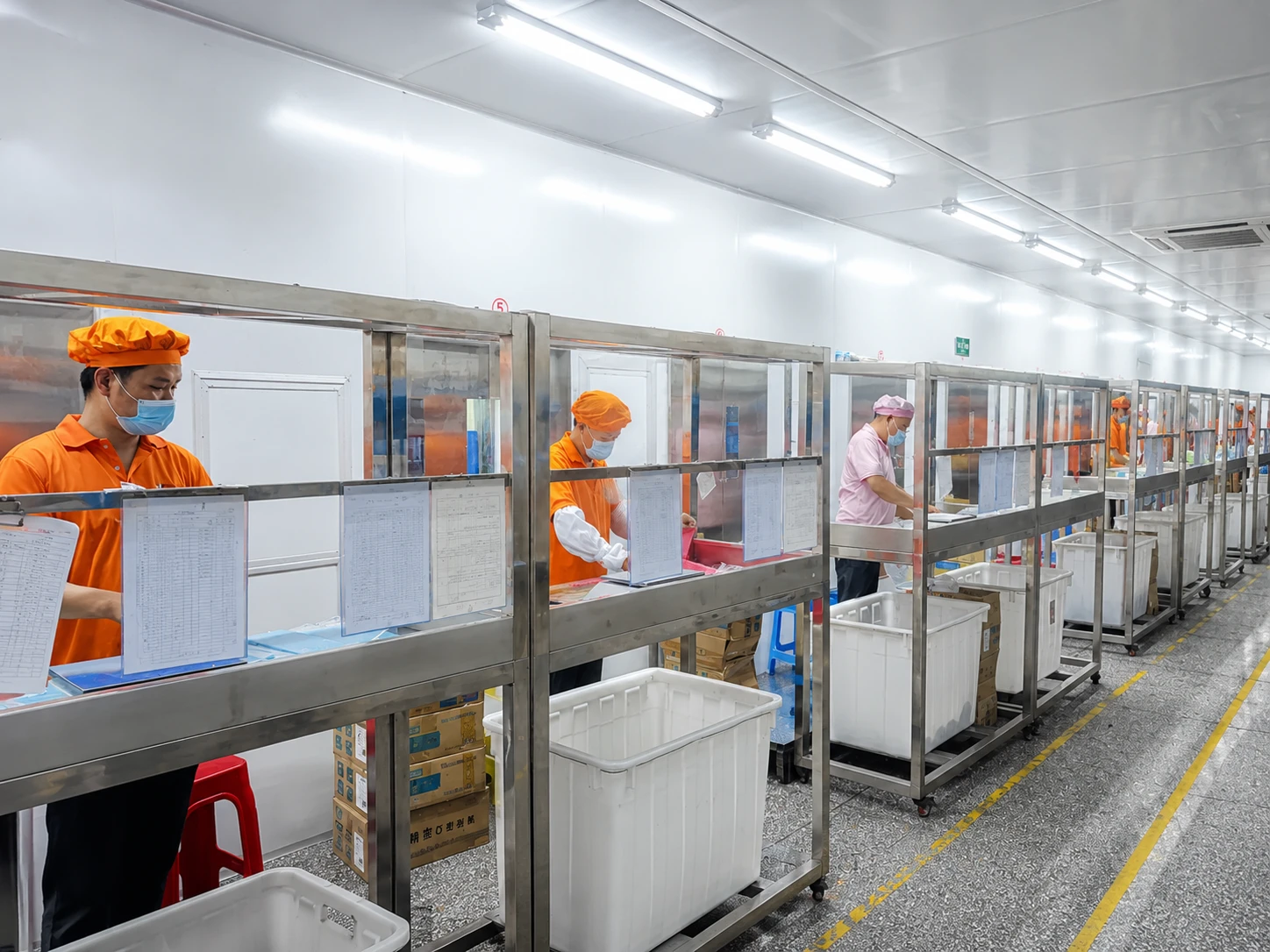 Yushineon ISO 9001:2015 certified silicone manufacturing workshop